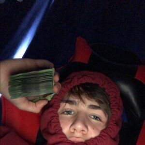 Meet your Posher, Anthony